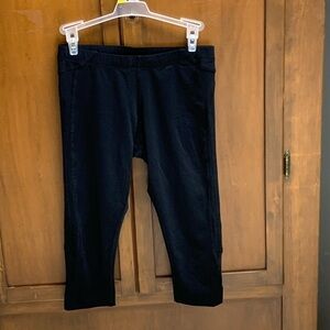 Soul Cycle black capri leggings lycra 24in length small